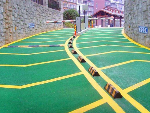 车库止滑坡道